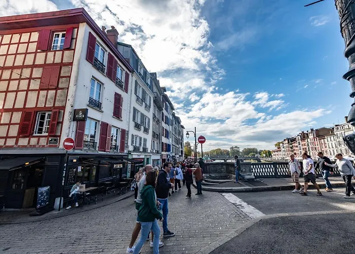 Duplex Typique Centre 公寓